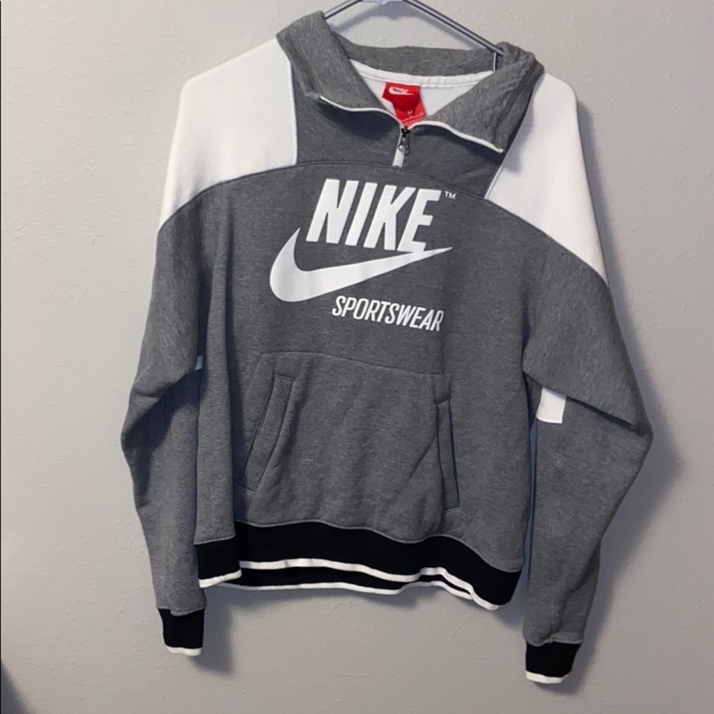 Nike Pull Over - image 1